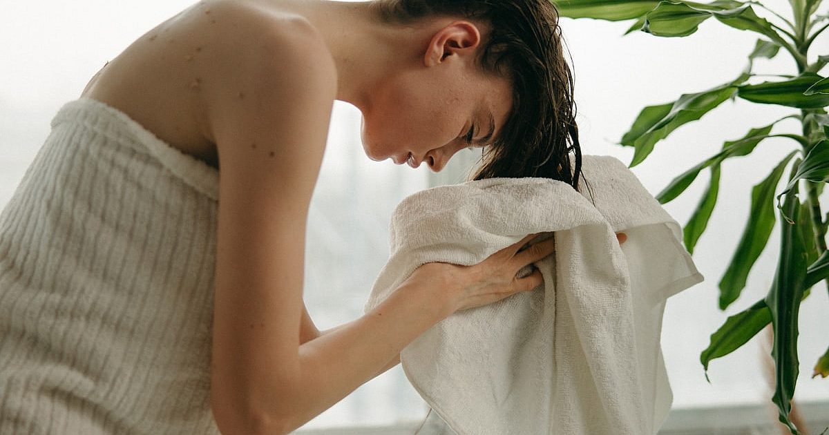 Curly Hair Q Should You AirDry or Diffuse? Alterna Haircare